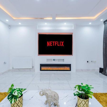 Luxury 3 Bedroom House Close To Manchester Center Dış mekan fotoğraf