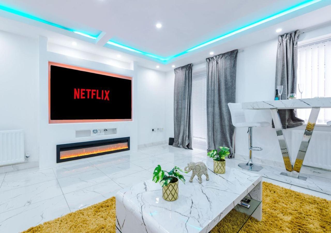 Luxury 3 Bedroom House Close To Manchester Center Dış mekan fotoğraf